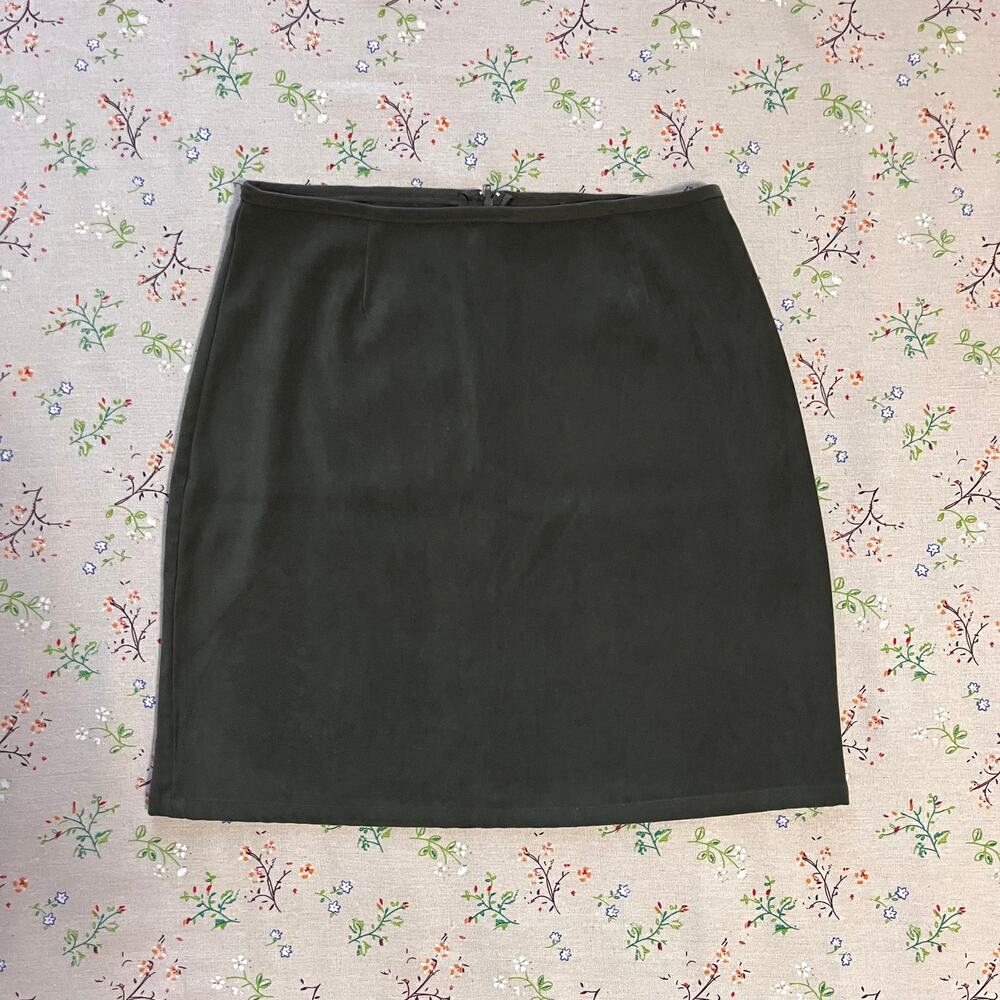 VTG Jalate Faux Suede Skirt Velvet Knee Length Mini A-Line Medium Green Olive